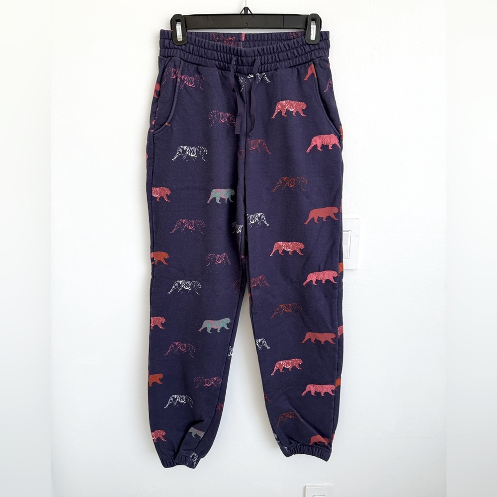 Heimstone Kiara pants in Tiger printed fleece size small
